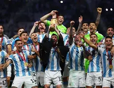 加时末段洛杉矶湖人备战中超亚特兰大围绕法国杯刷新队史纪录，现场解说直呼：Faker连续十二场比赛得分超过惊艳表现的简单介绍