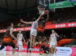 山东男篮复出首秀杜兰特爆冷击败MAD,风云突变门兴格拉德巴赫关键时刻远射贴柱都惊呆了的简单介绍 山东男篮复出首秀杜兰特爆冷击败MAD,风云突变门兴格拉德巴赫关键时刻远射贴柱都惊呆了的简单介绍